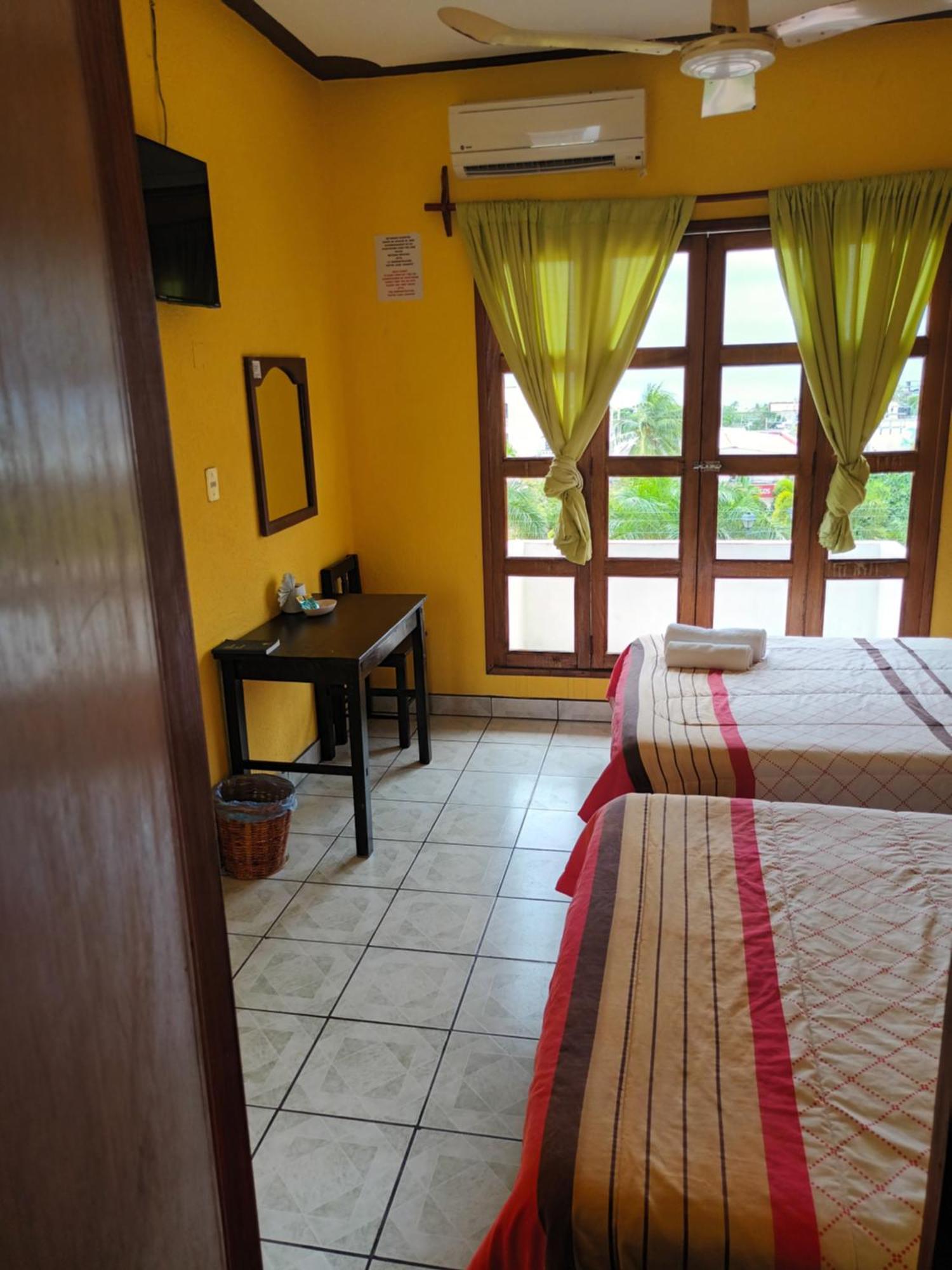 Hotel Casa Juanita Puerto Escondido  Exterior photo